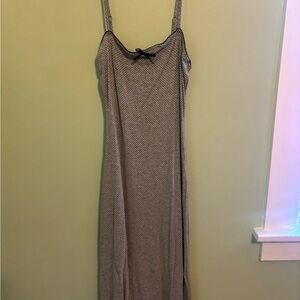 Gray Polka Dot Maxi Dress with Black Bow Size M